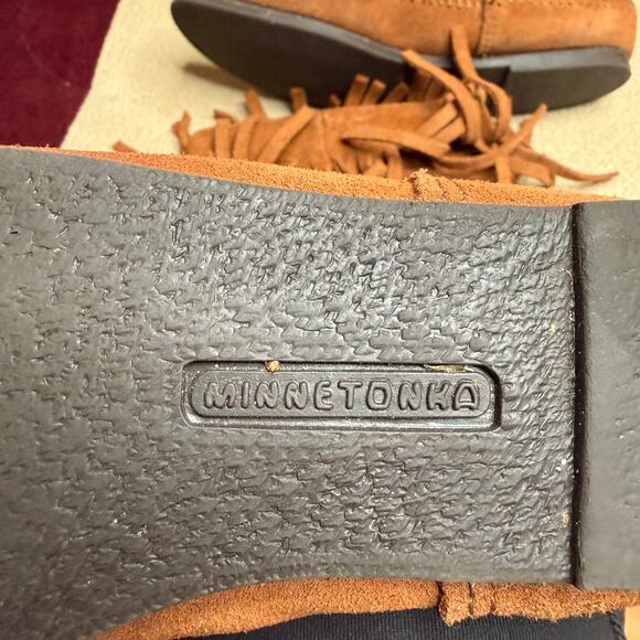 Minnetonka Moccasin Suede Tan 3 Fringe Layers Boots .25" Heel Size 7 - Picture 6 of 6